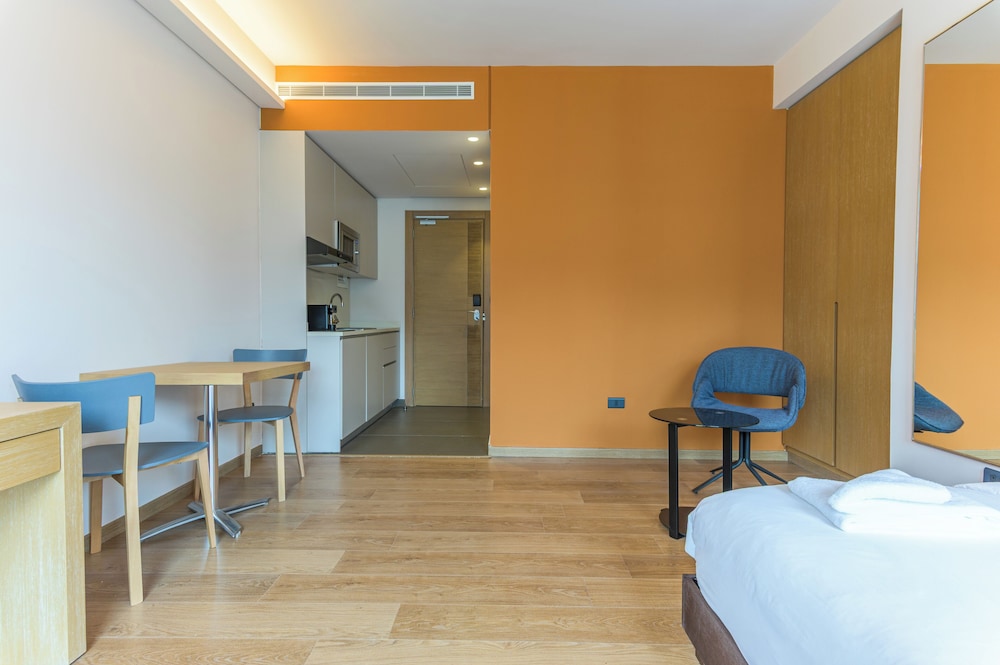 Jounieh Living - Residences by Local Host