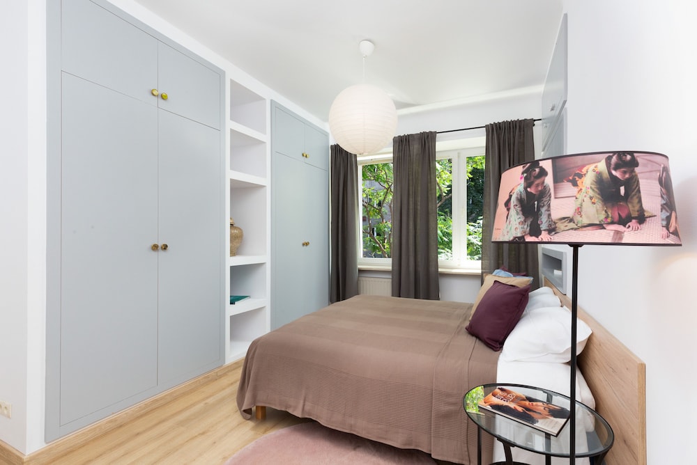 Apartments Warsaw Odolańska by Renters view 5