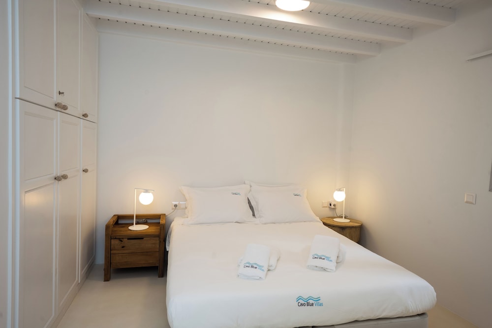 CAVO BLUE VILLAS