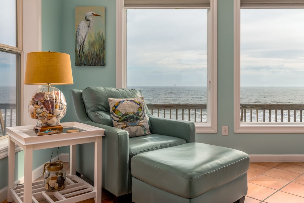 Surfside - 2431 Bienville 4 Bedroom Home by RedAwning