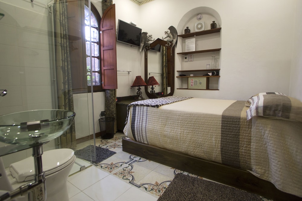 Bogota Bed and Breakfast Inn