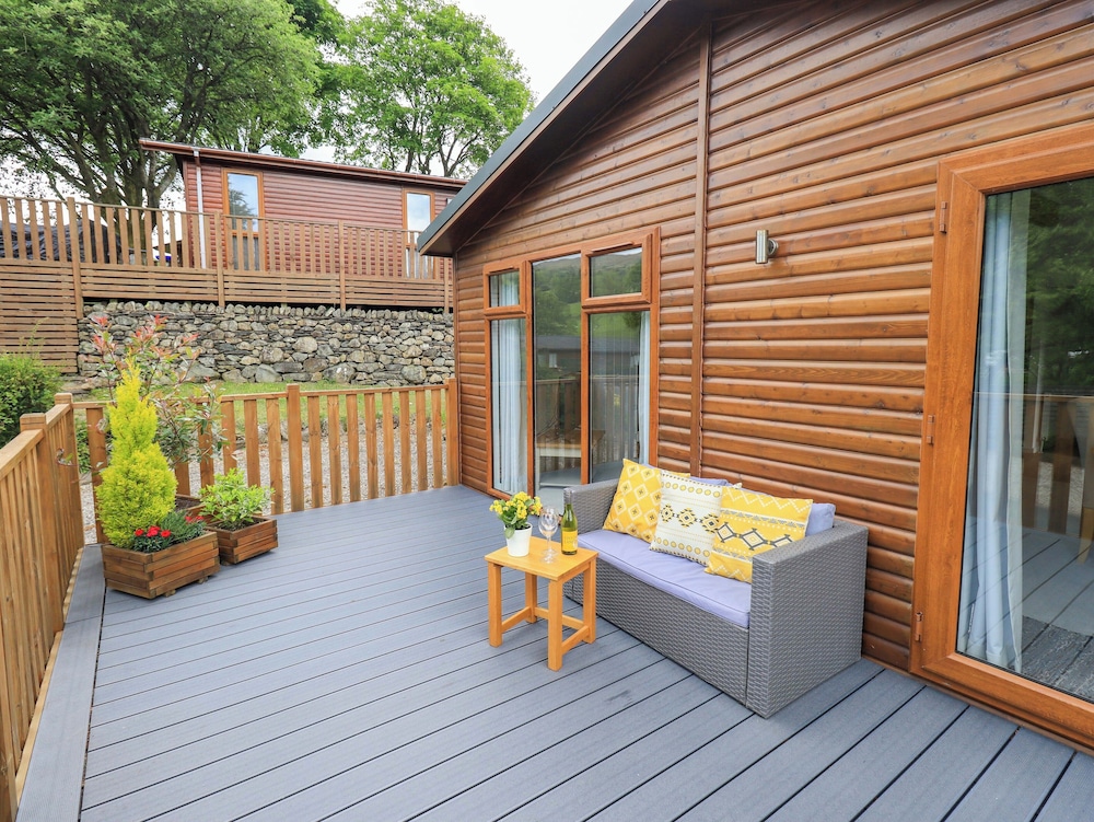 Hollytree Lodge