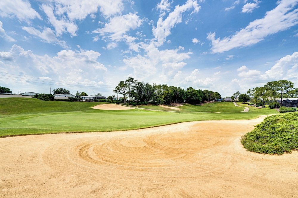 Southern Dunes Family Retreat: Hot Tub & Game Room