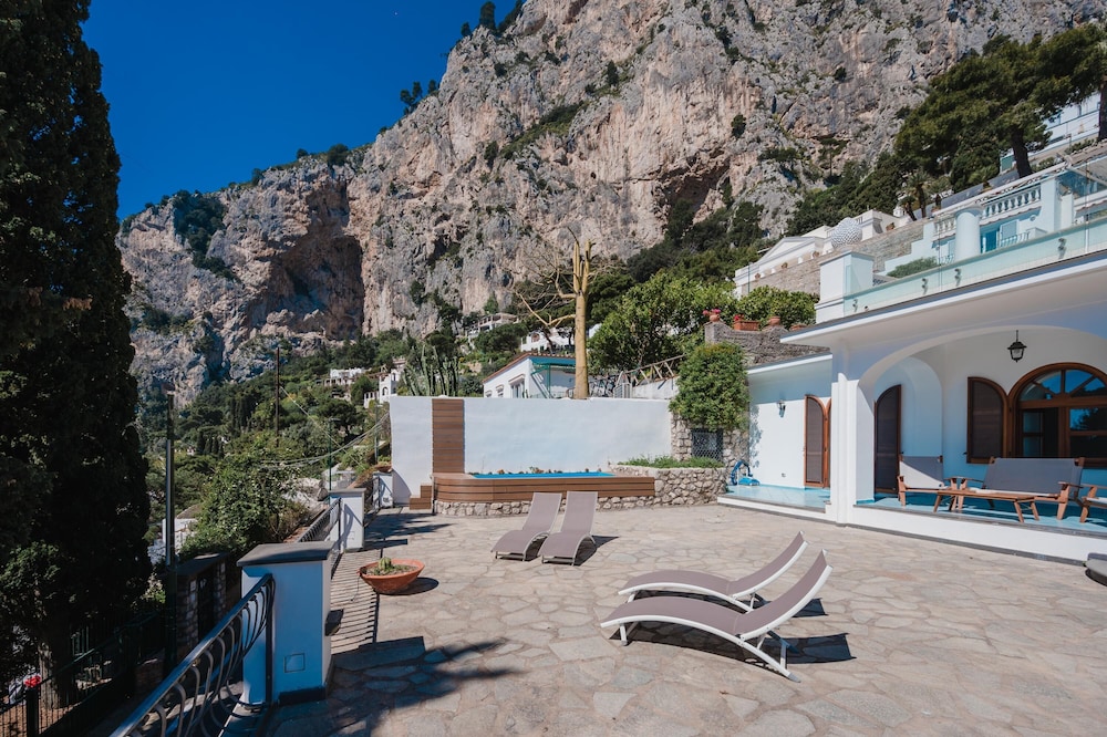 Villa La Baika by Myvillacollection view 3