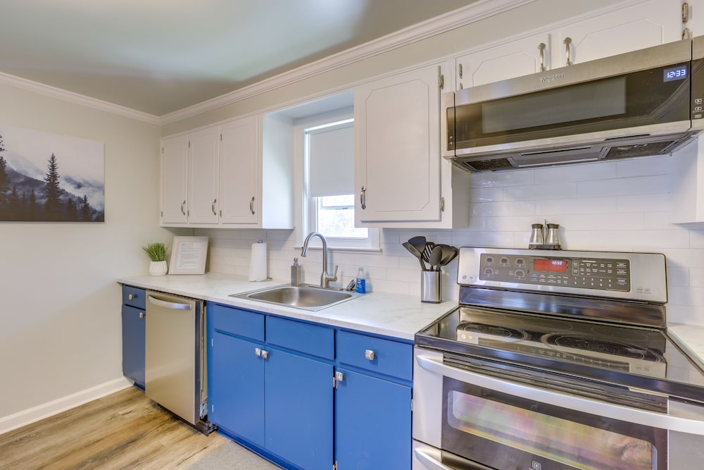 Bright Shelby Cottage w/ Deck Creek Views! - Property Image 17