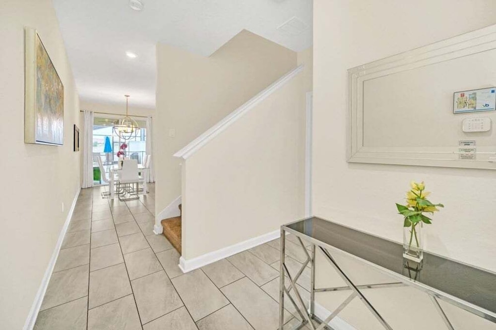 Beautiful Paradise Palms Retreat 4 Bedroom Townhouse