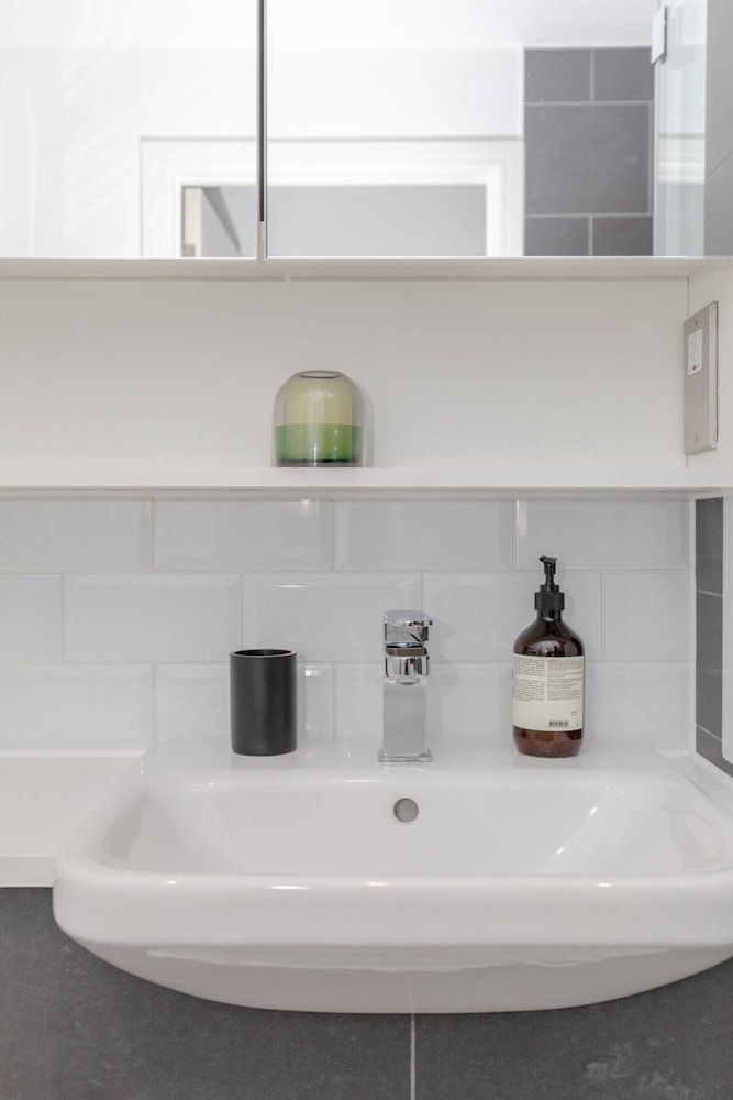 Elegant & Serene 2BD Flat W/roof Terrace Hoxton!