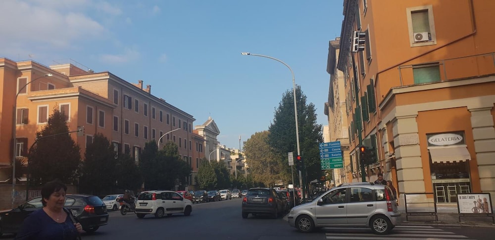 B&B  Lumiere Roma