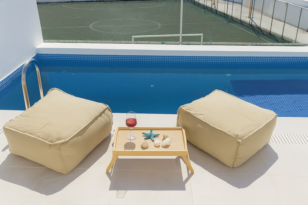SantoNight Luxury Villas