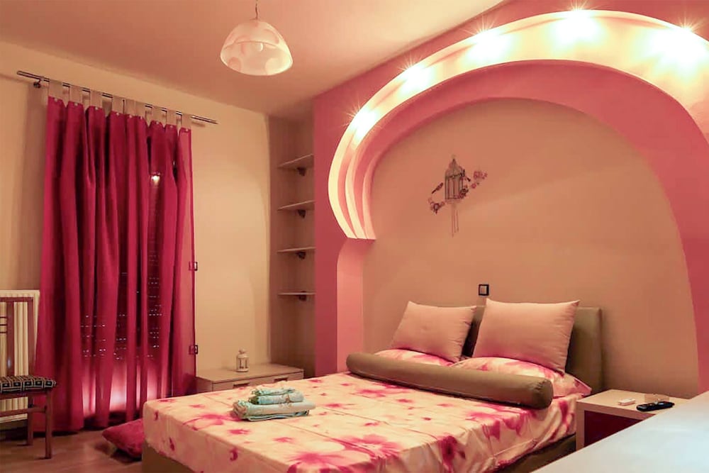 The Sunset Haven Kastoria Modern Lake Elegance