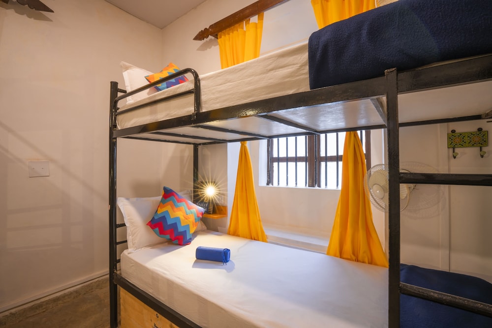 goSTOPS Lite Goa, Calangute