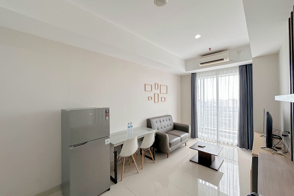 Ivory Nest 2Br At Grand Sungkono Lagoon Apartment