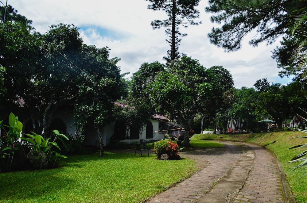 Robles Hostel - Property Image 7