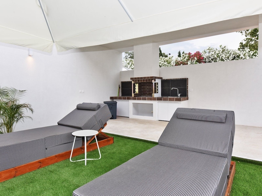 4 Elements Earth Luxury Suites