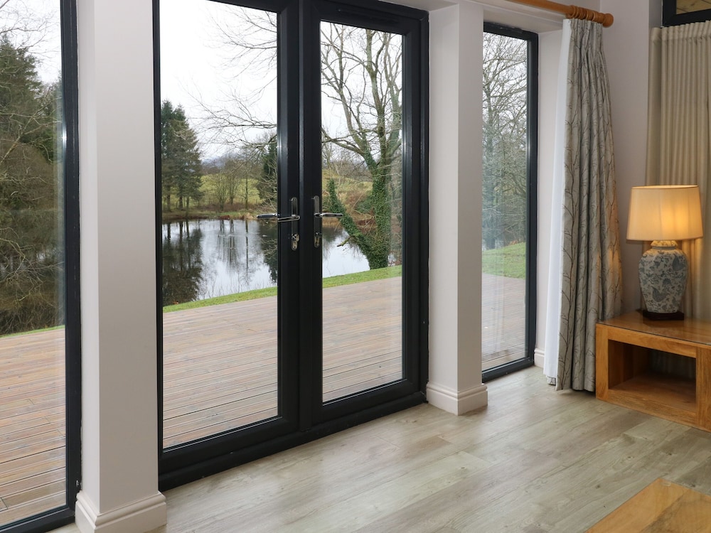 Tarn Lodge