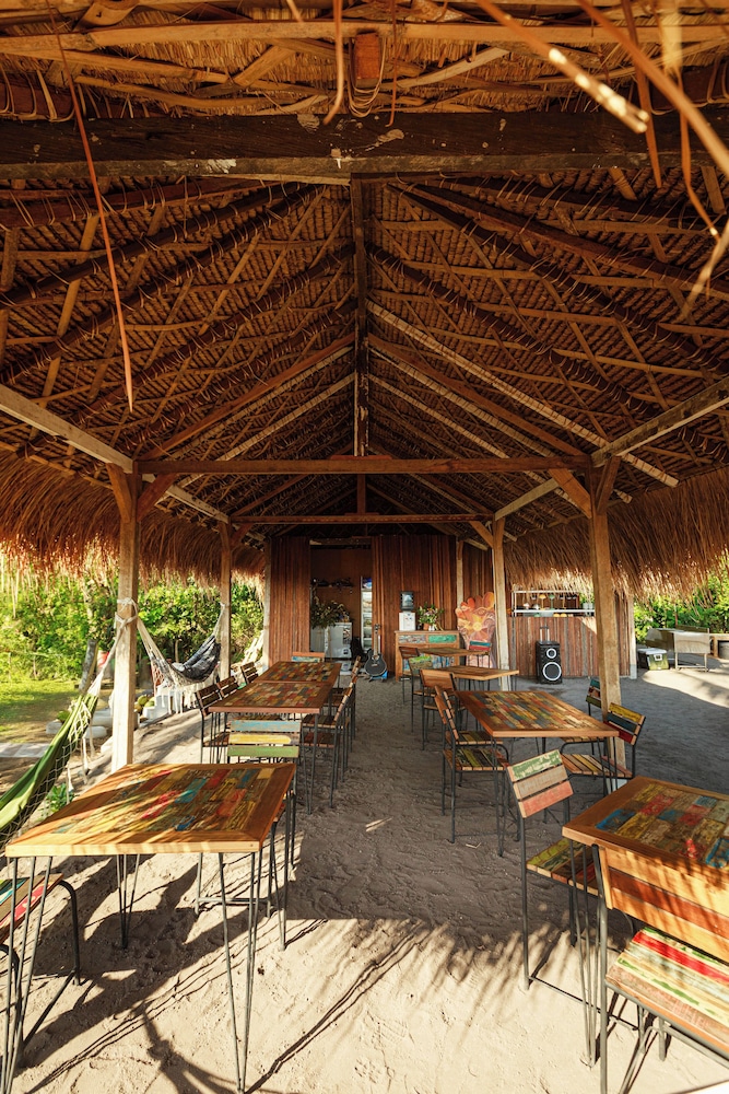 Barefoot Glamping