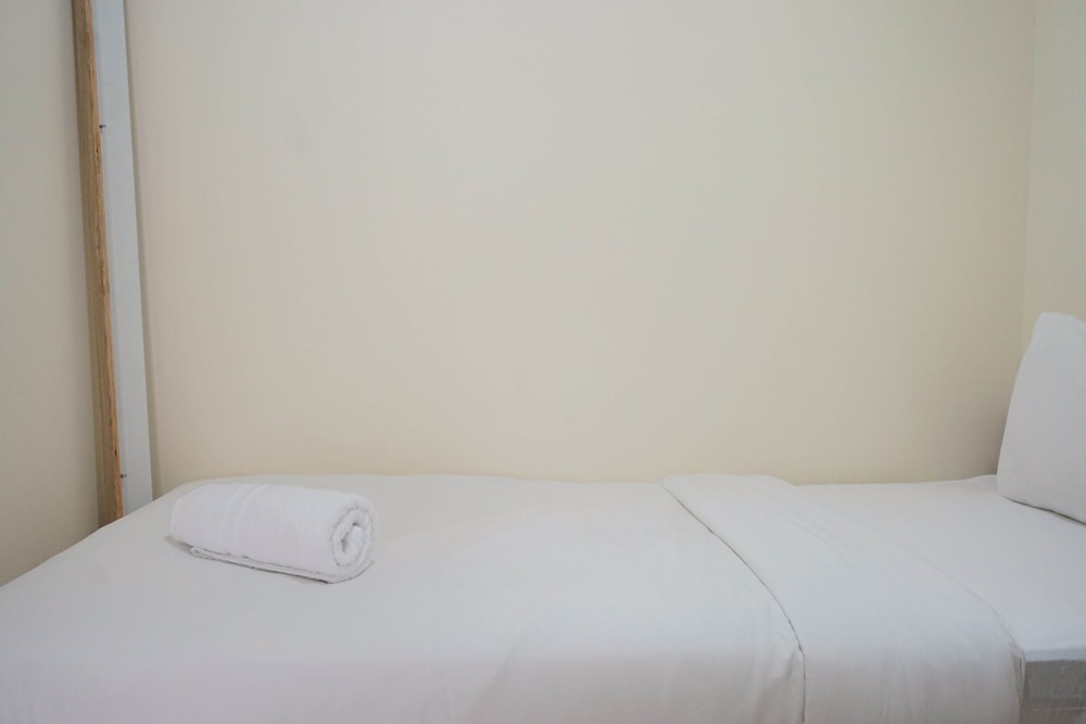 Wonderful 2BR Menteng Park Apartment with Private Lift view 4