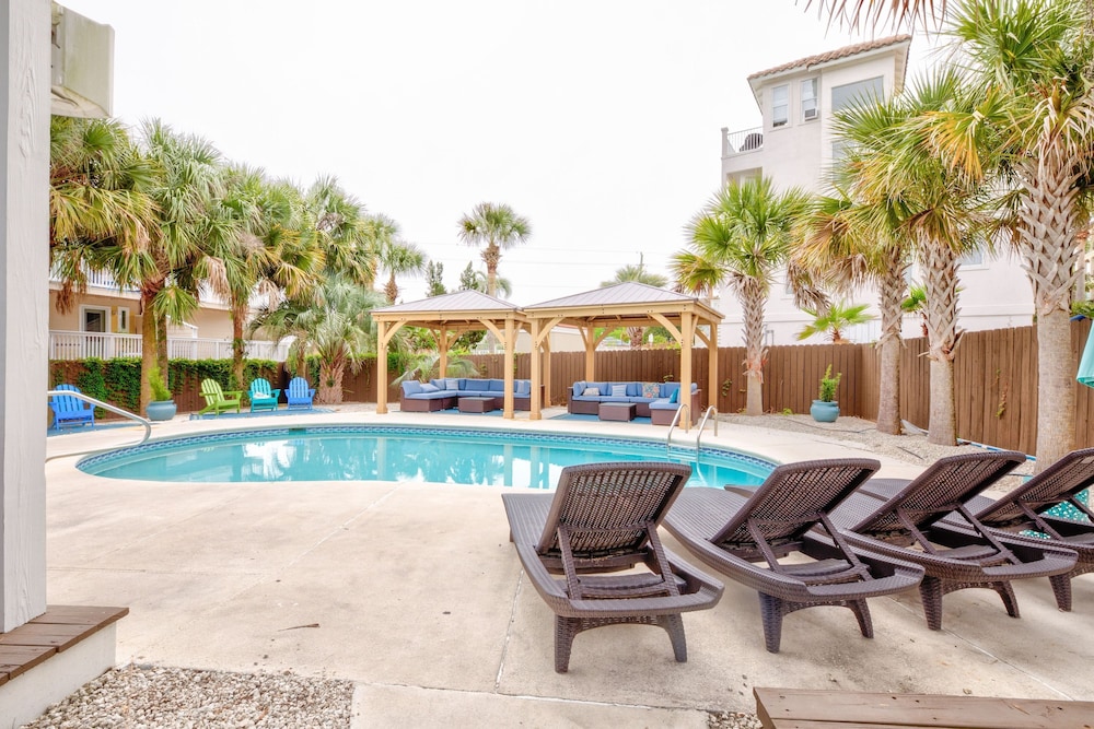 A Piece of Heaven by Avantstay Private Pool Sleeps 14 Pet-friendly