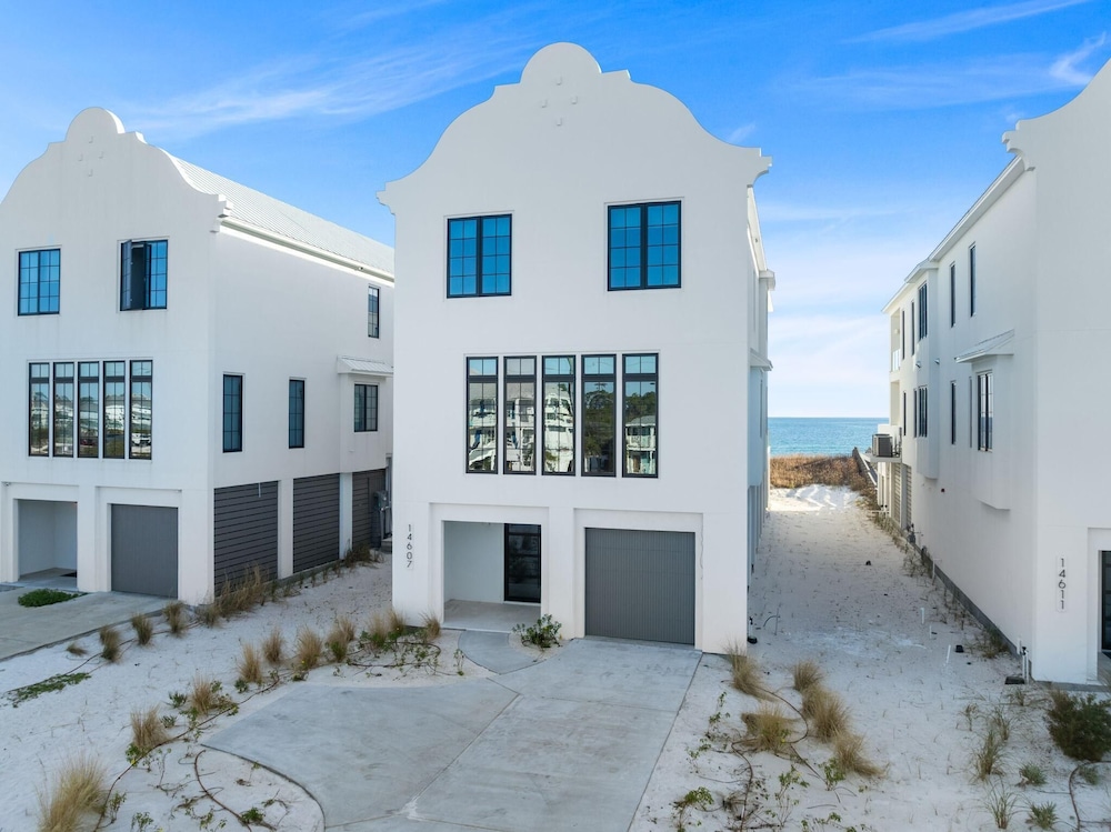 Casita Bonita at Eleanor Beach