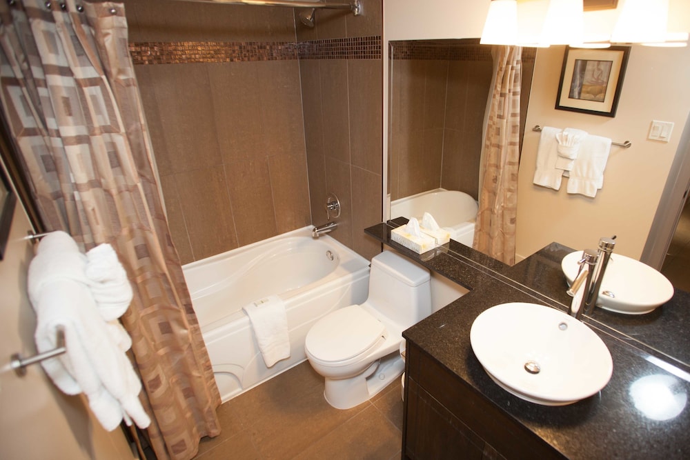 Corporate Suites of Calgary - Eightwelve
