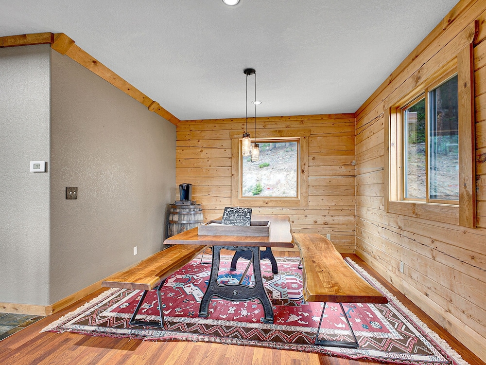 Switchback_big Divide 3 Bedroom Home