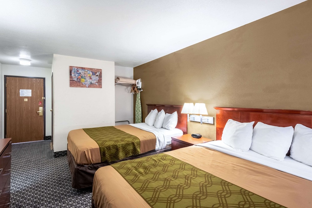 Canon City Vacations - Econo Lodge - Property Image 87