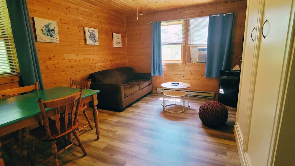 Kouch Chalets
