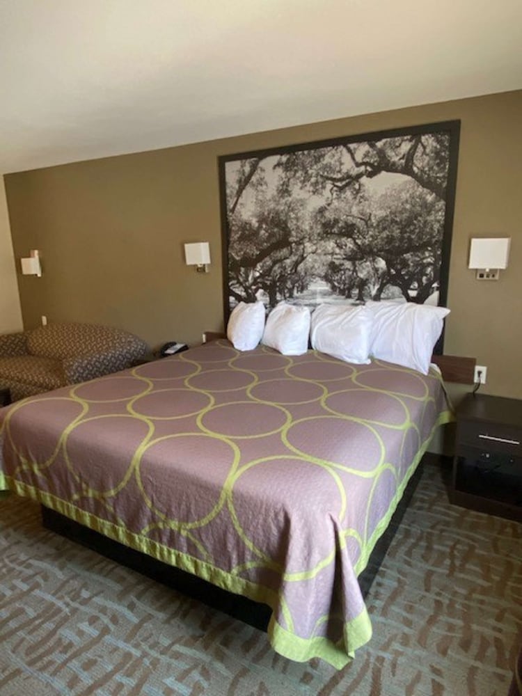 SureStay Hotel by Best Western Alexandria - Property Image 25