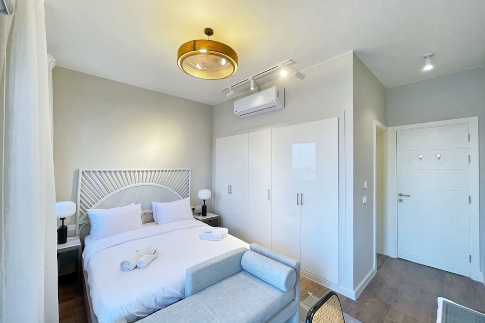 Xuru Stays I Haute & Hand-picked 4bdr Villa Private Pool