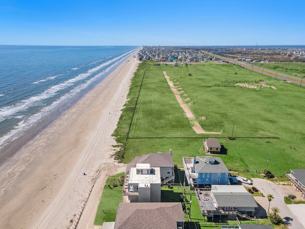Oceanfront Experience by Ryson Vacation Rentals