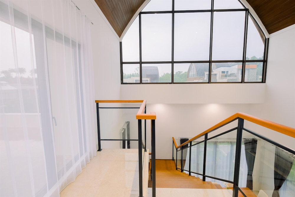 Vimala Hills Villa Gadog Puncak 3Br For 12 Pax, Ciawi - 10