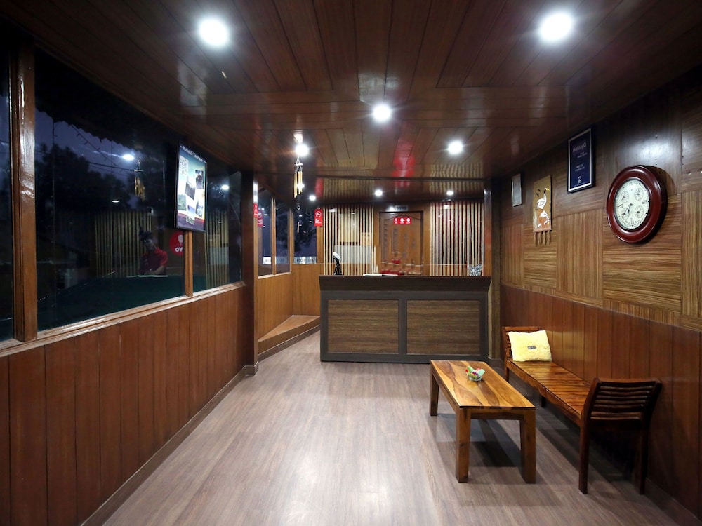 OYO 9660 Blossom Resort