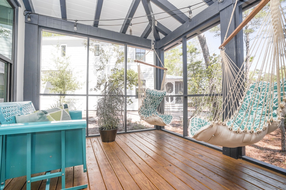 Magnolia Cottages by the Sea by Panhandle Getaways