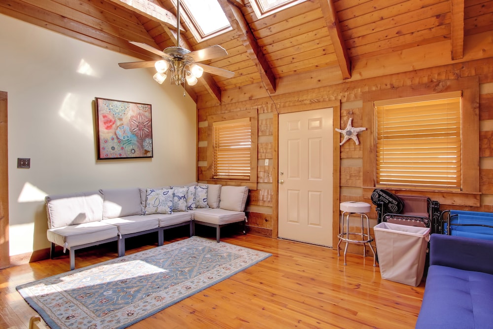 Golf + Hike: Nature Escape w/ Sauna in Hephzibah