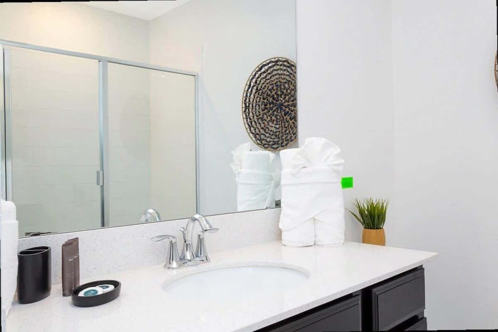 Chic 2Bd Family Retreat With Free Waterpark