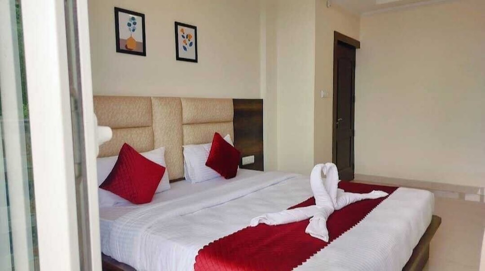 MOUNT INN HOTEL