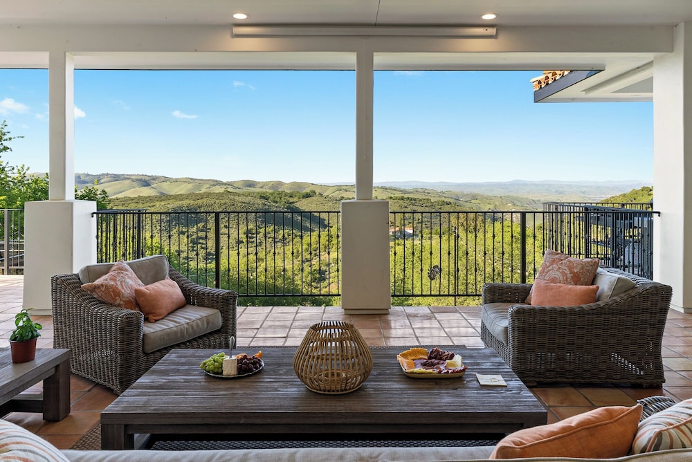 Blue Oak Oasis At Lake Naci