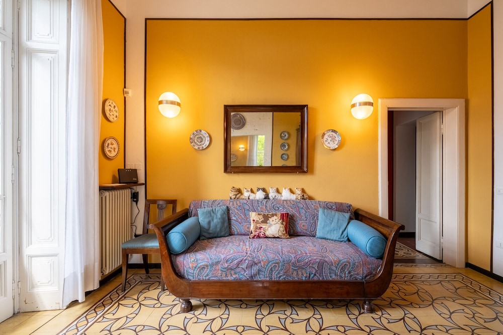 Emilia Gemstone Apartment by Wonderful Italy