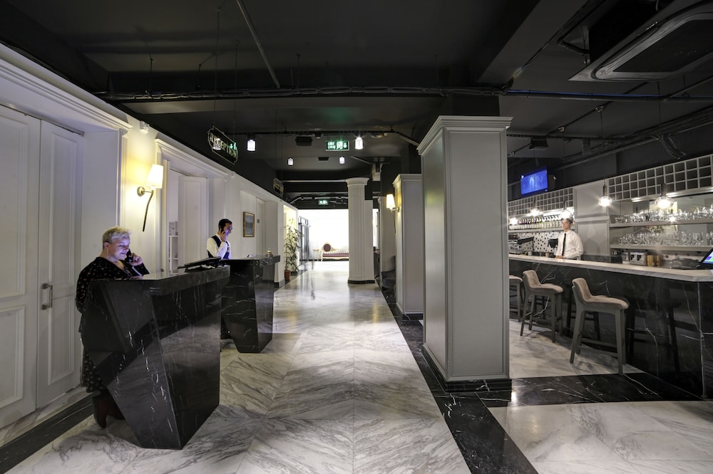 Beyaz Monarch Otel - Image 51