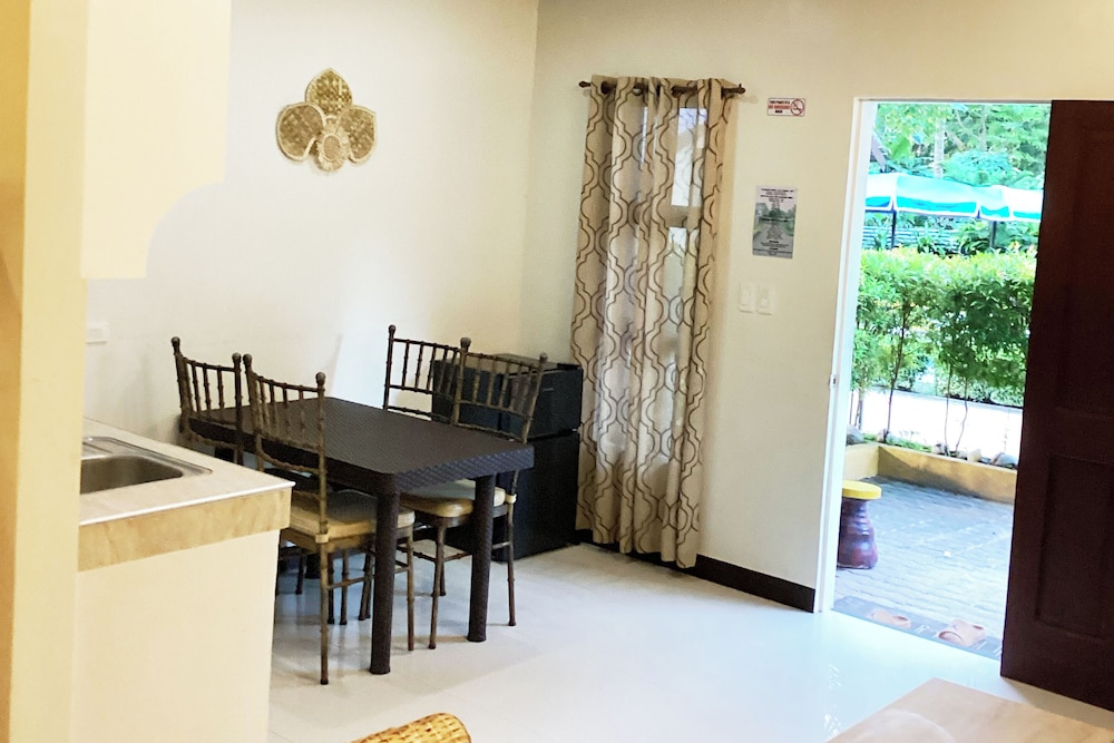AltaVista Beach Resort Samal powered by Cocotel