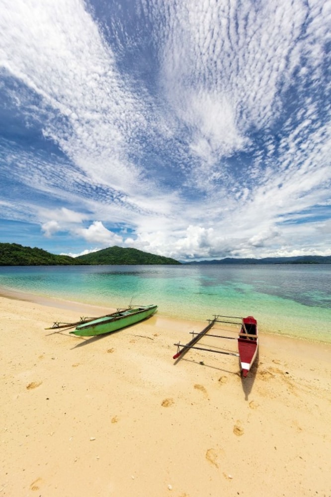 Driftwood Resort