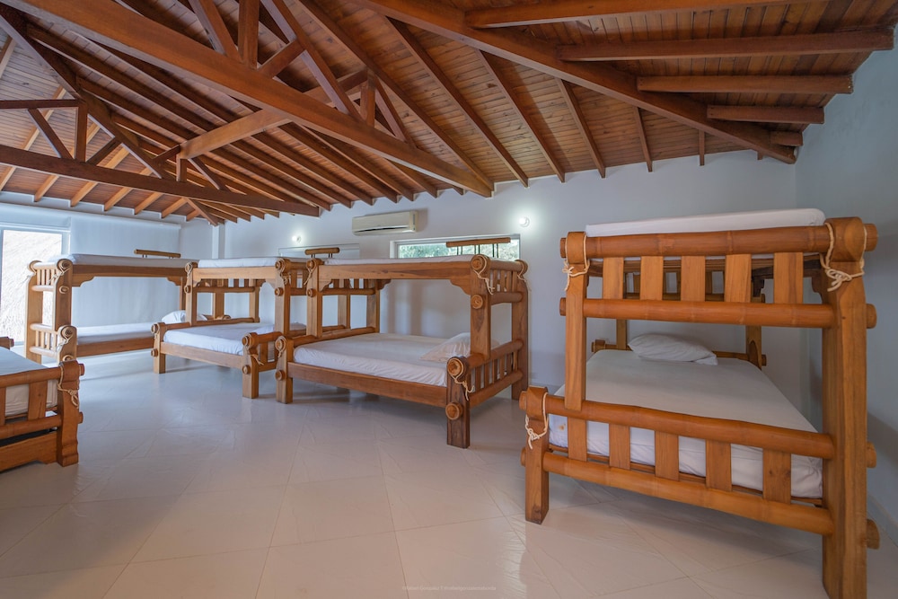 Villa El Francés 4BD WPool & Beach Front