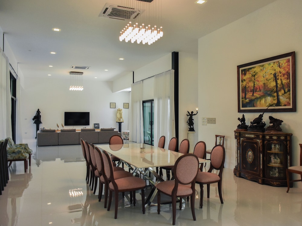 Monlada Khaoyai