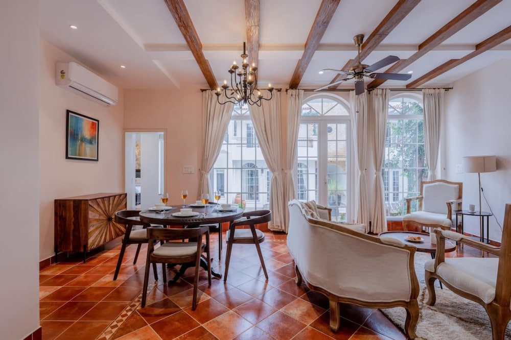 Casa Del Leon by Hireavilla -3br w Pool in Assagao view 4