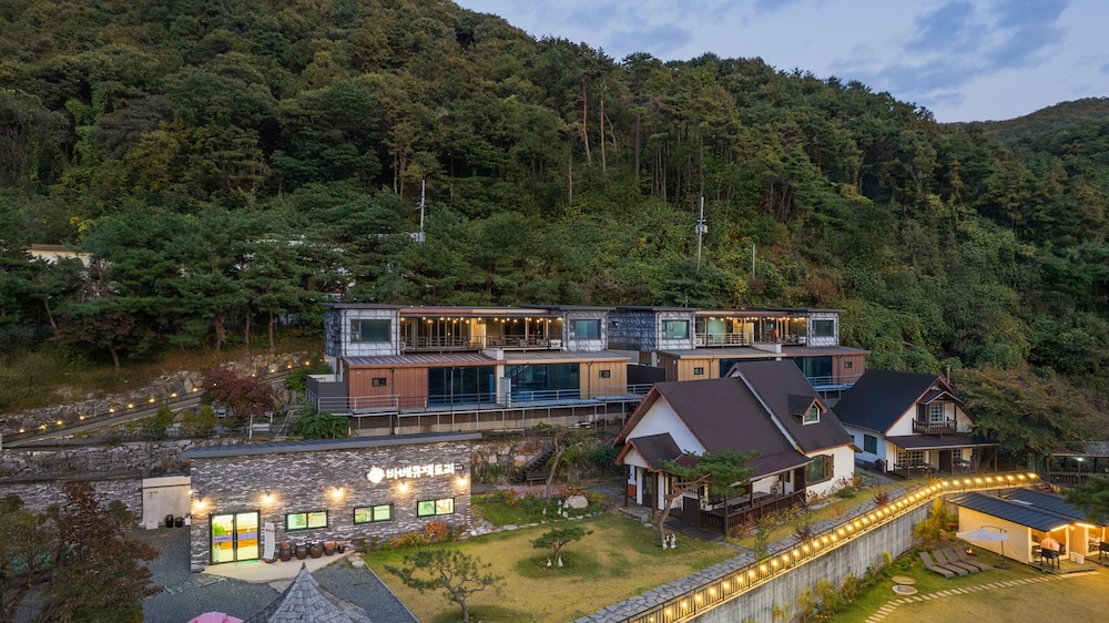 Yangpyeong Seulburg Private Poolvilla