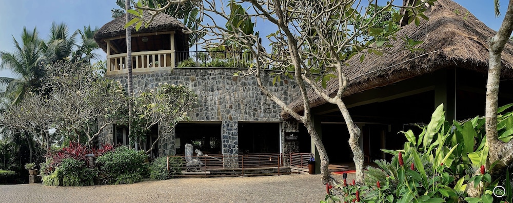 Hotel Taj Green Cove Resort & Spa Kovalam - Image 1