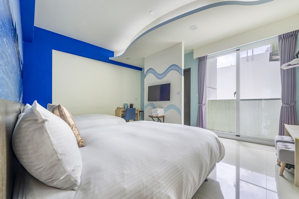 TT Blue B&B