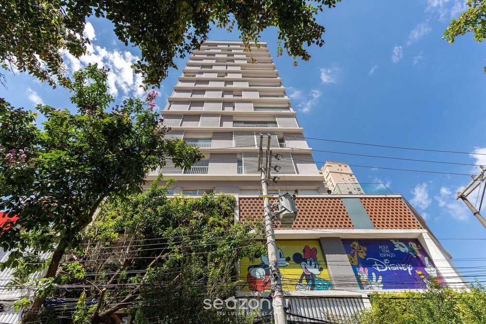Studio w/ Pool Near Morumbi Shopping Mall Jbn0043