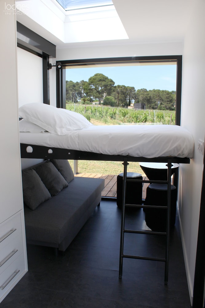 Eco-lodges Lodges in Move - Domaine de Brau view 2