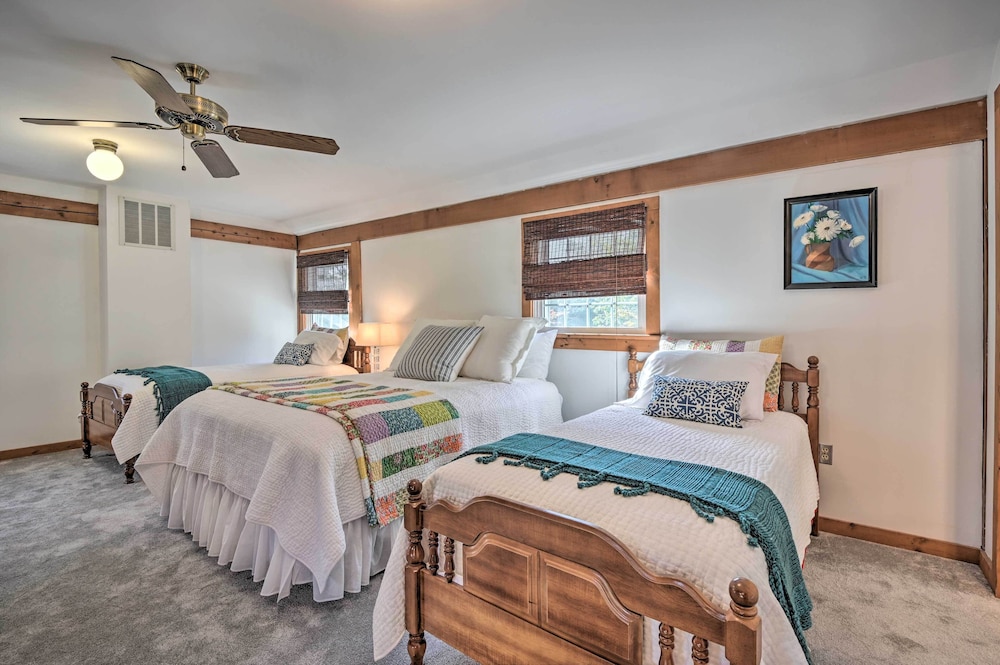 Lovettsville Cottage in Heart of Wine Country - Property Image 25
